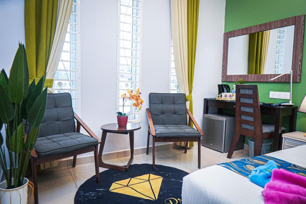 Ghazrins Desaru Hotel Pengerang Luaran gambar