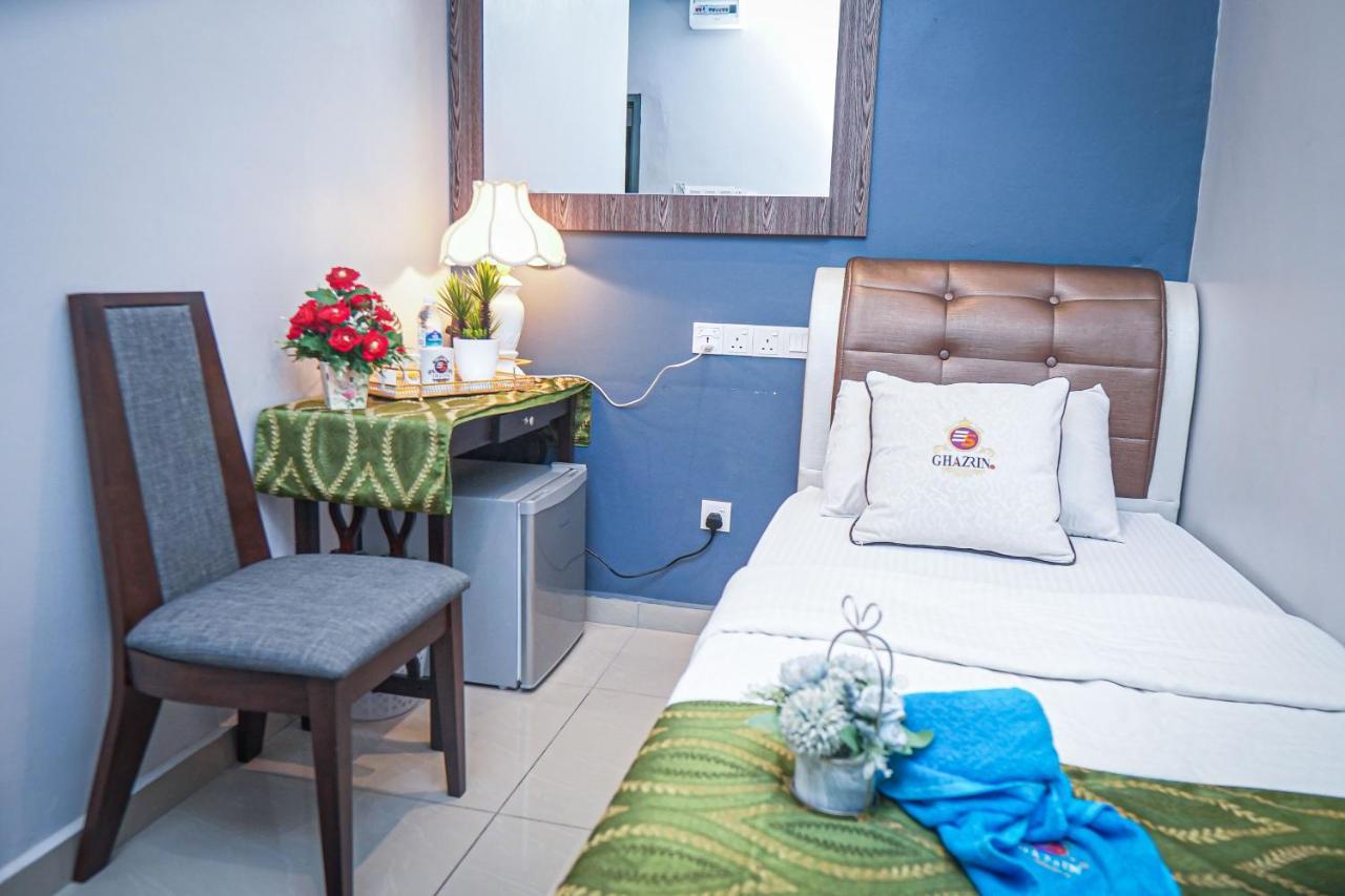 Ghazrins Desaru Hotel Pengerang Luaran gambar
