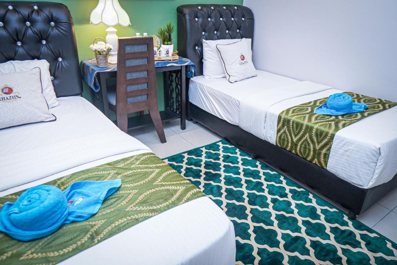 Ghazrins Desaru Hotel Pengerang Luaran gambar