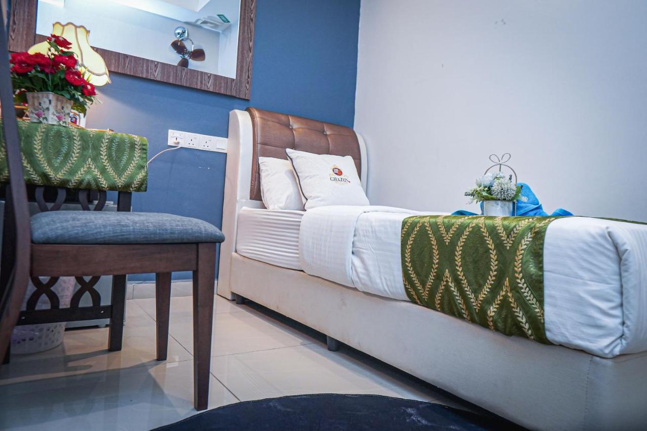 Ghazrins Desaru Hotel Pengerang Luaran gambar