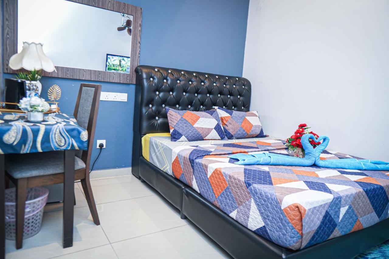 Ghazrins Desaru Hotel Pengerang Luaran gambar