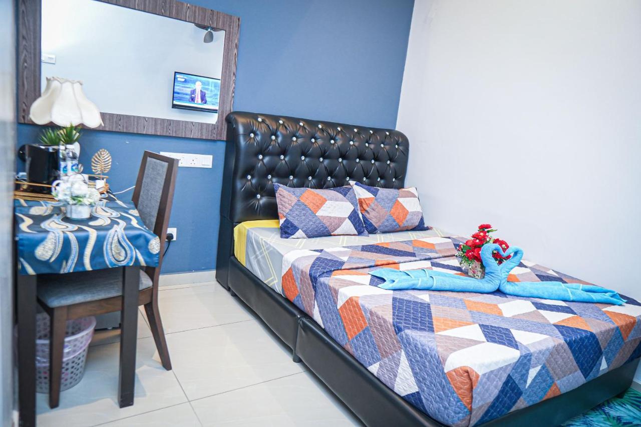 Ghazrins Desaru Hotel Pengerang Luaran gambar